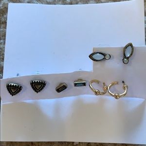 Set of 4 earrings